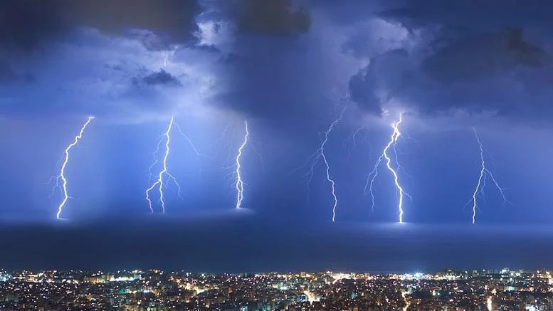 O «Ορέστης» έρχεται και θα σαρώσει τη χώρα με καταιγίδες και χιόνια – Που θα είναι έντονα τα φαινόμενα